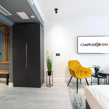 Campeador 4* קלוז'-נאפוקה