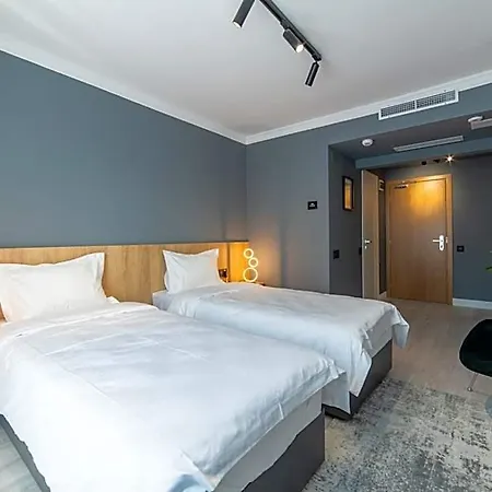 Hotel Campeador 4*